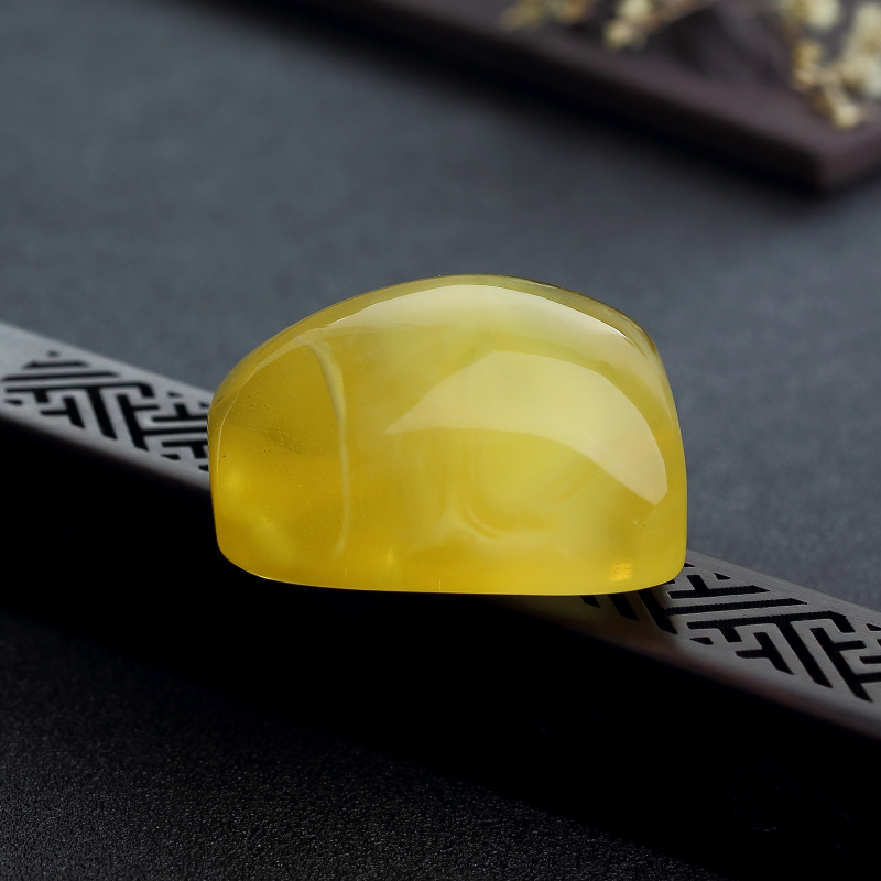 蜜蜡无事牌-红掌柜