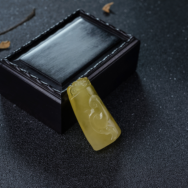 鸡油黄蜜蜡吊坠-红掌柜