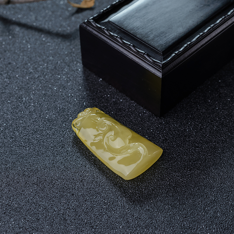 鸡油黄蜜蜡红掌柜