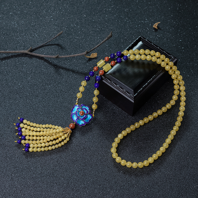 鸡油黄蜜蜡毛衣链-红掌柜