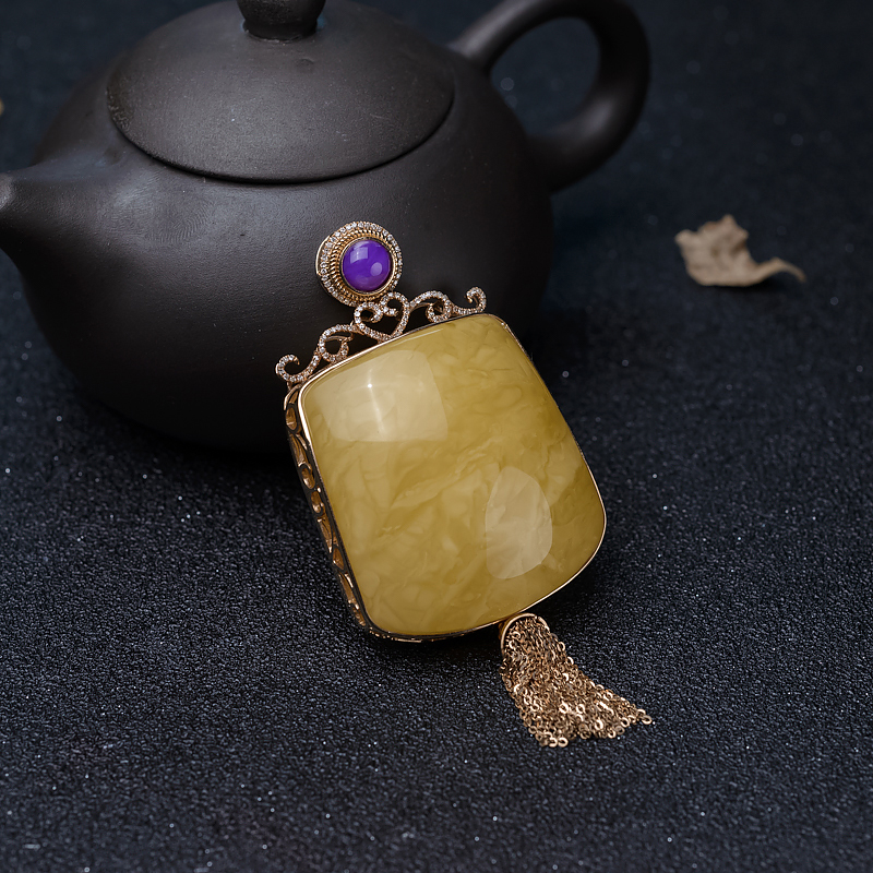 鸡油黄蜜蜡无事牌吊坠-红掌柜