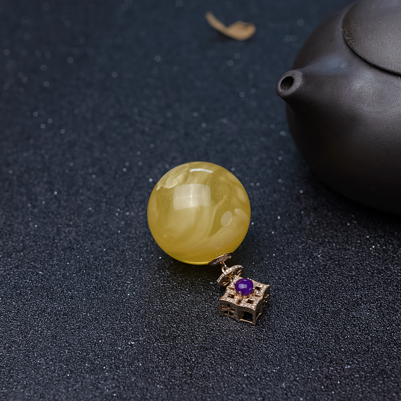 鸡油黄蜜蜡吊坠-红掌柜