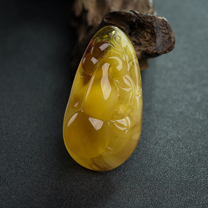 蜜蜡葫芦吊坠-红掌柜