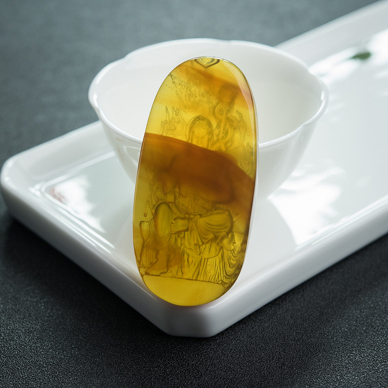 棕珀不动明王挂坠-红掌柜