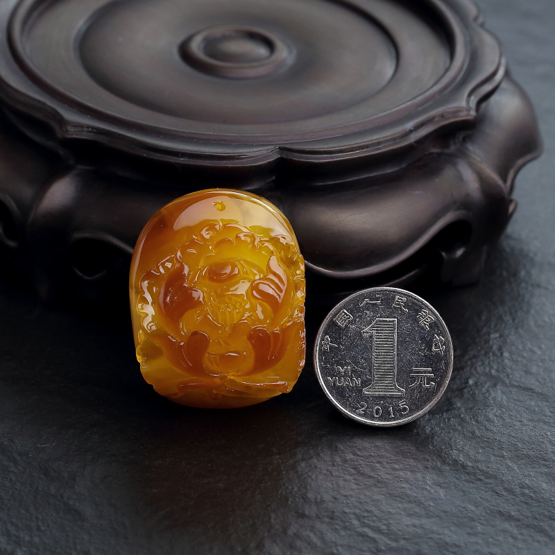 波罗的海蜜蜡花吊坠-红掌柜