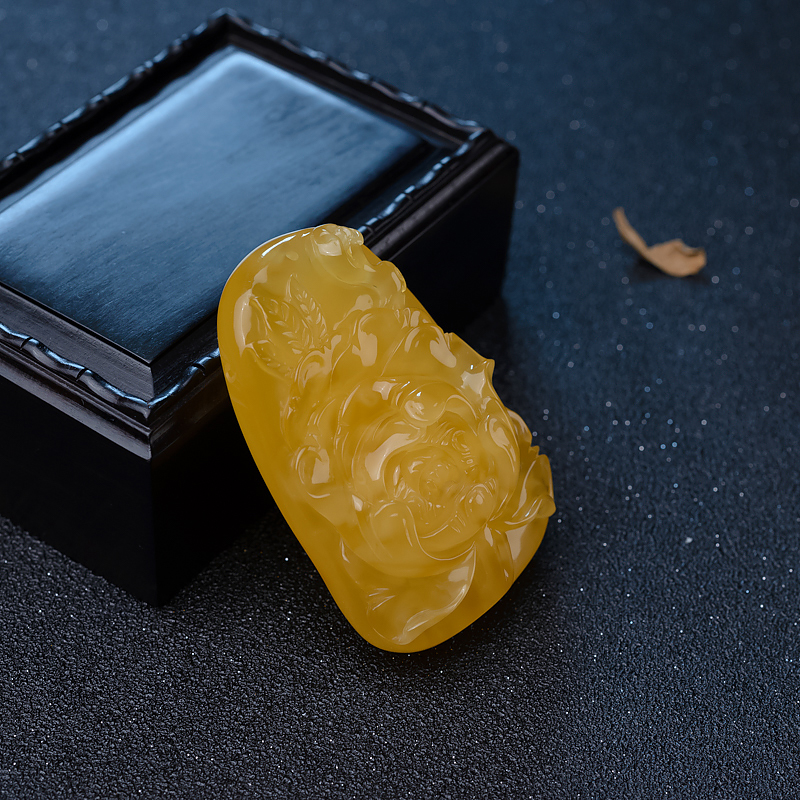 鸡油黄蜜蜡吊坠-红掌柜