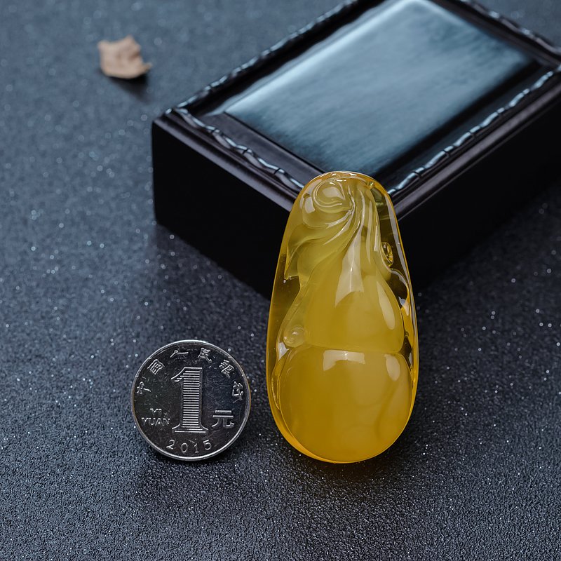 鸡油黄蜜蜡吊坠-红掌柜