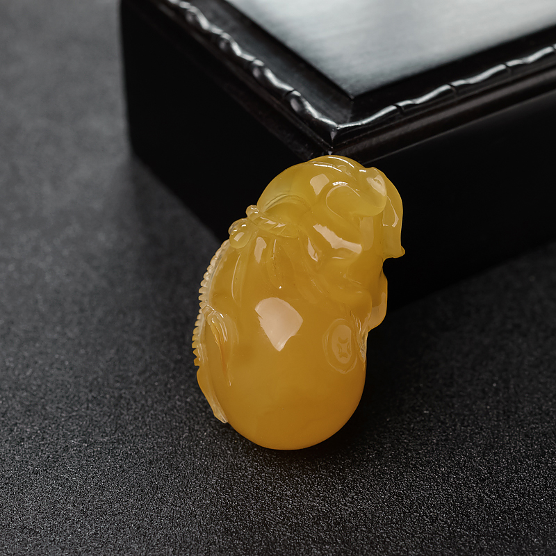 蜜蜡钱袋吊坠-红掌柜