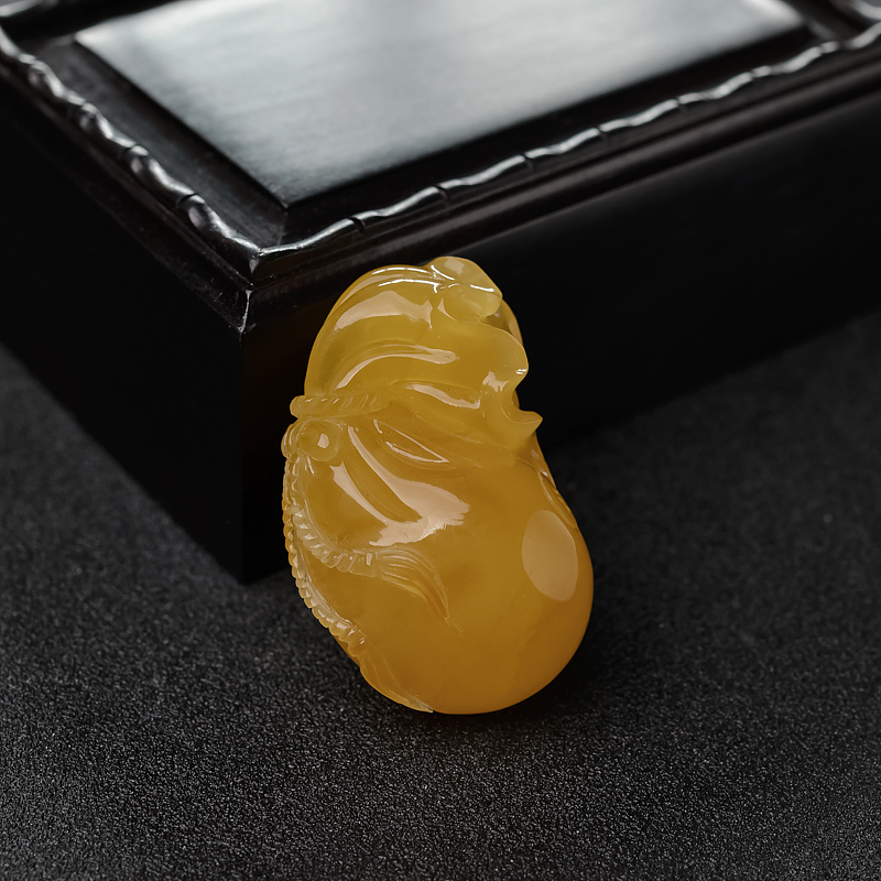 鸡油黄蜜蜡吊坠-红掌柜