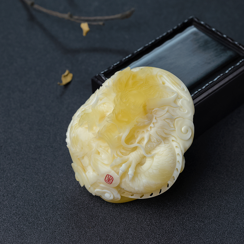 天然浅黄蜜蜡龙吊坠-红掌柜