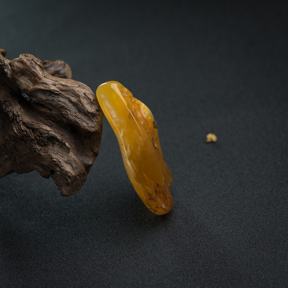 天然蜜蜡随形吊坠-红掌柜