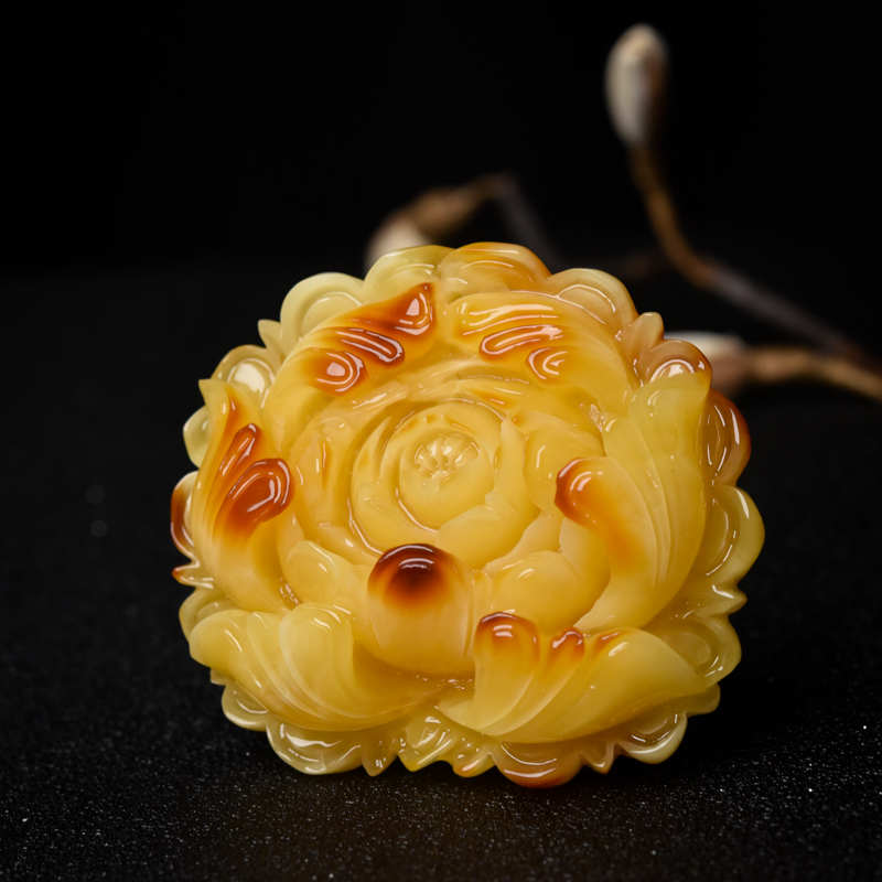 俏色蜜蜡牡丹花吊坠-红掌柜