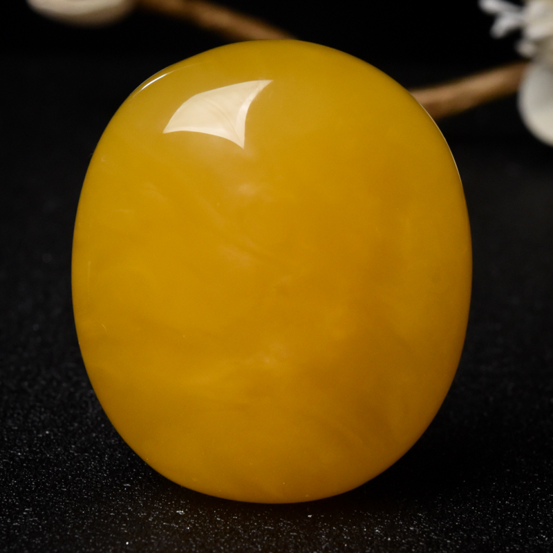 鸡油黄蜜蜡吊坠-红掌柜