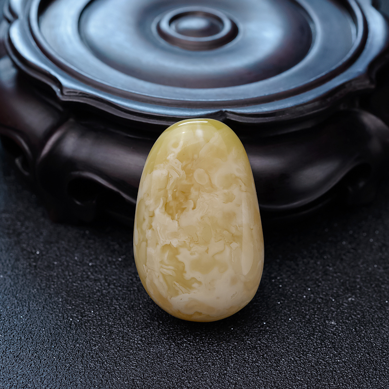 天然蜜蜡随形吊坠-红掌柜