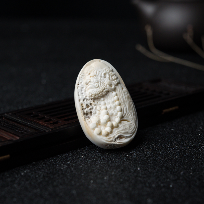 蜜蜡达摩吊坠-红掌柜