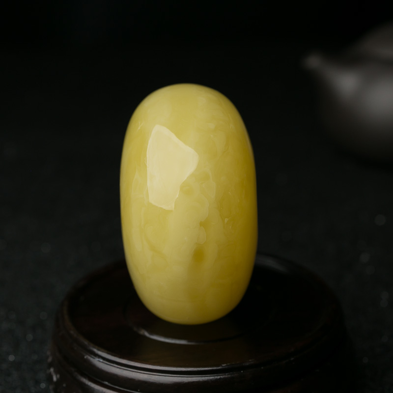 鸡油黄蜜蜡平安扣吊坠-红掌柜