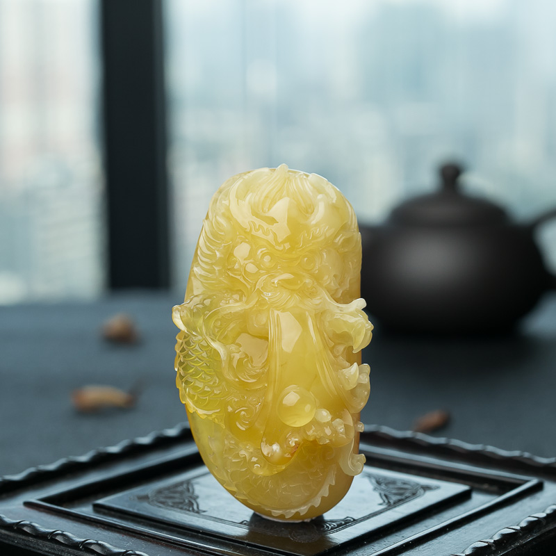 鸡油黄蜜蜡龙吊坠-红掌柜