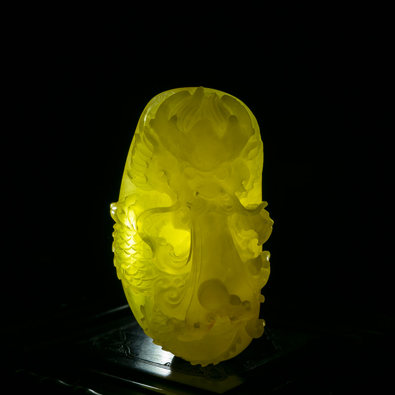 鸡油黄蜜蜡龙挂坠-红掌柜