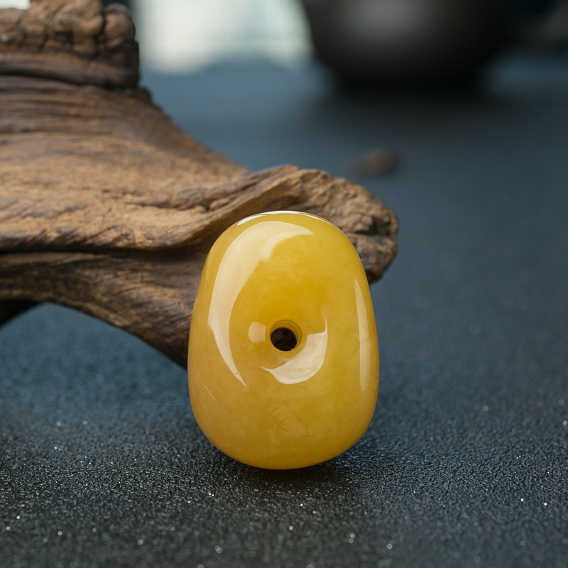 波罗的海蜜蜡随形扣吊坠-红掌柜