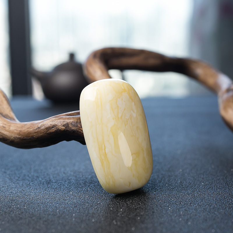 蜜蜡无事牌吊坠-红掌柜