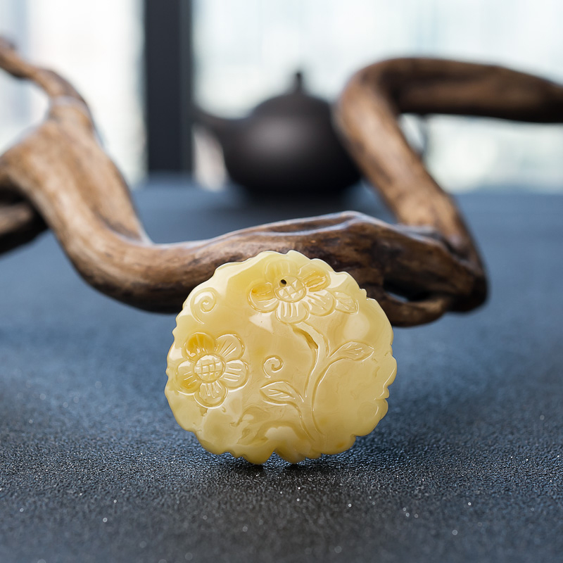 蜜蜡牡丹花挂坠-红掌柜