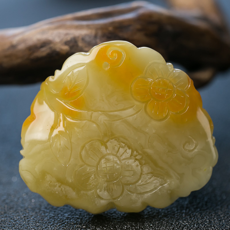 波罗的海俏色蜜蜡花吊坠-红掌柜