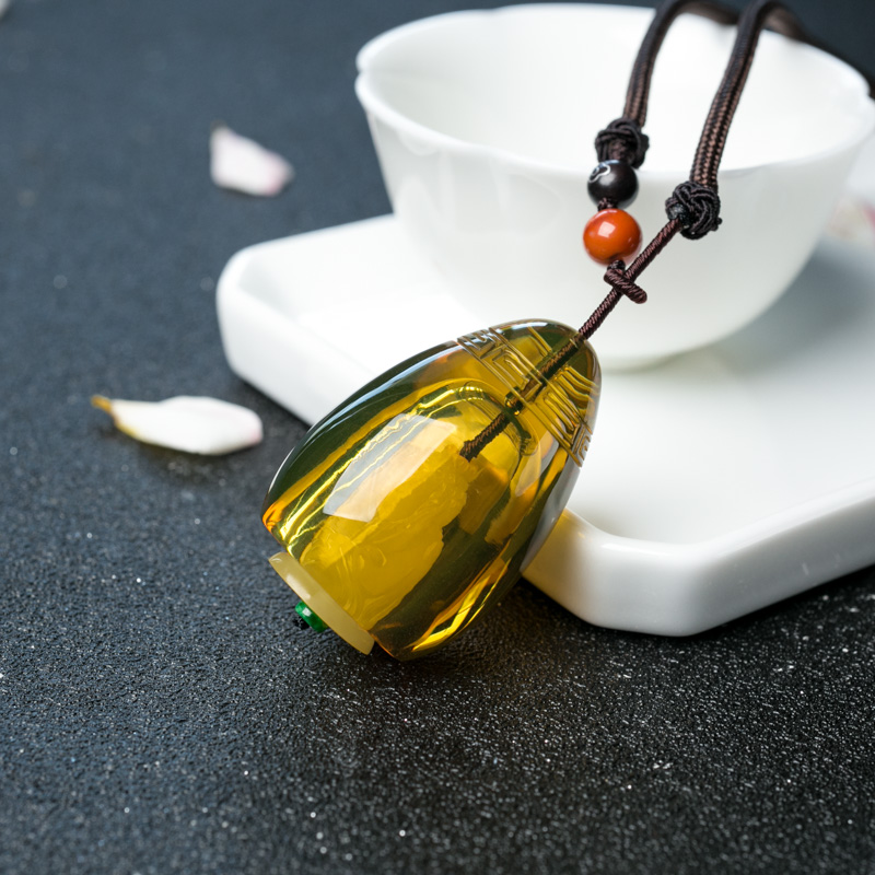 蓝珀佛在心中吊坠-红掌柜