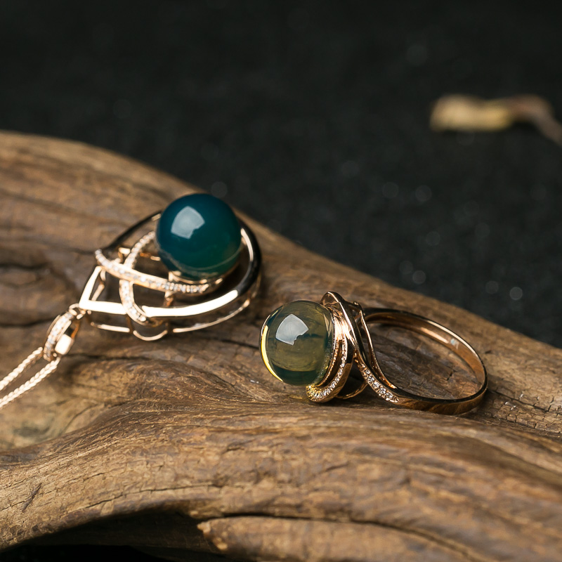 18K天空蓝多米蓝珀戒指-红掌柜