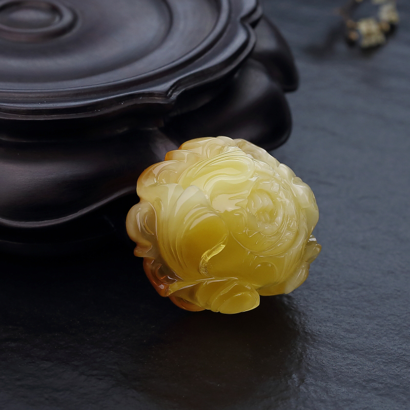 天然鸡油黄蜜蜡牡丹花吊坠-红掌柜