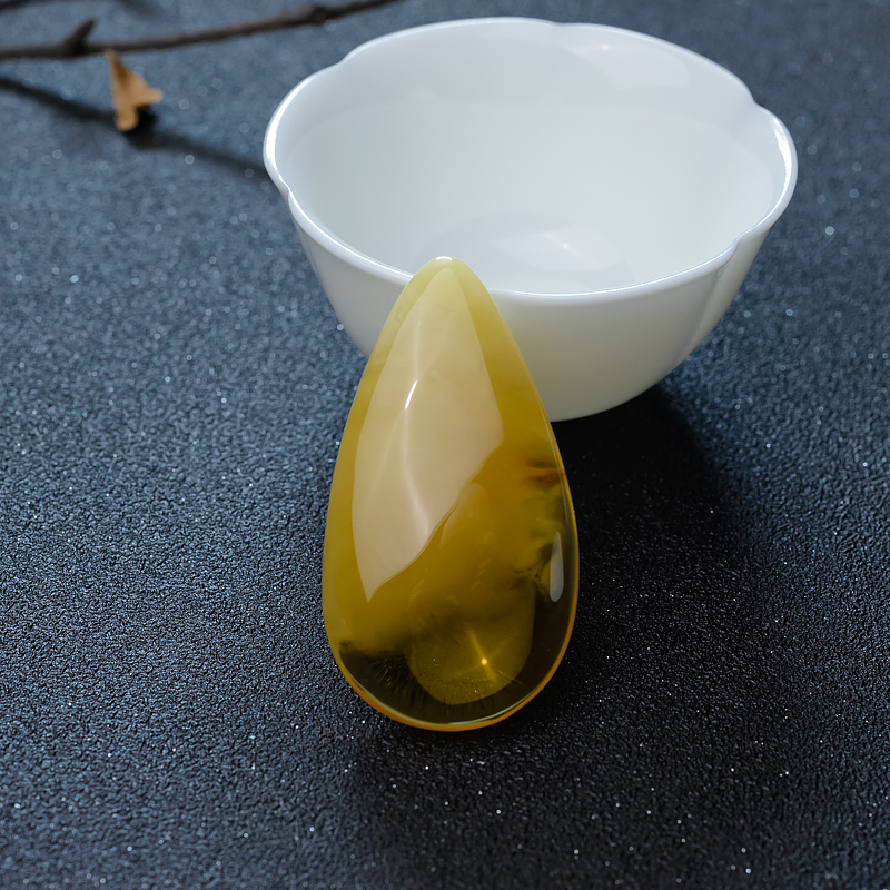 鸡油黄金绞蜜水滴吊坠-红掌柜