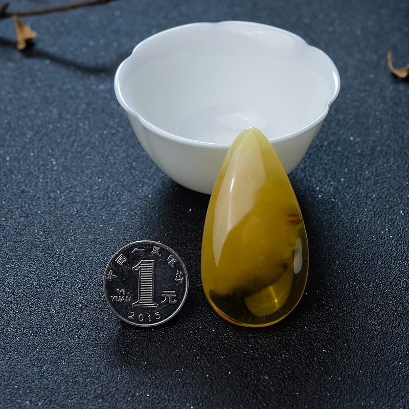 蜜蜡水滴吊坠-红掌柜