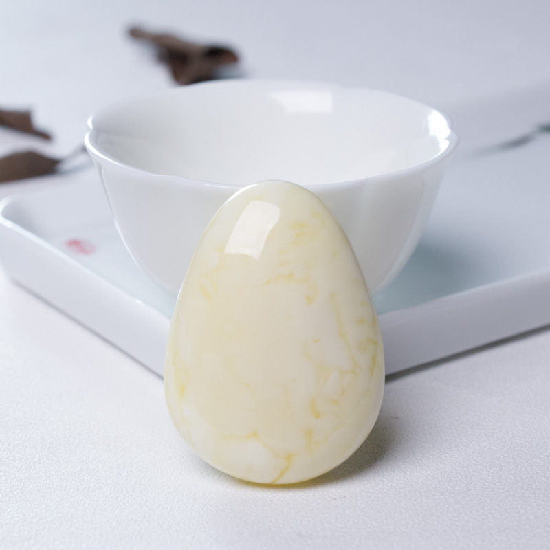 白蜜随形吊坠-红掌柜