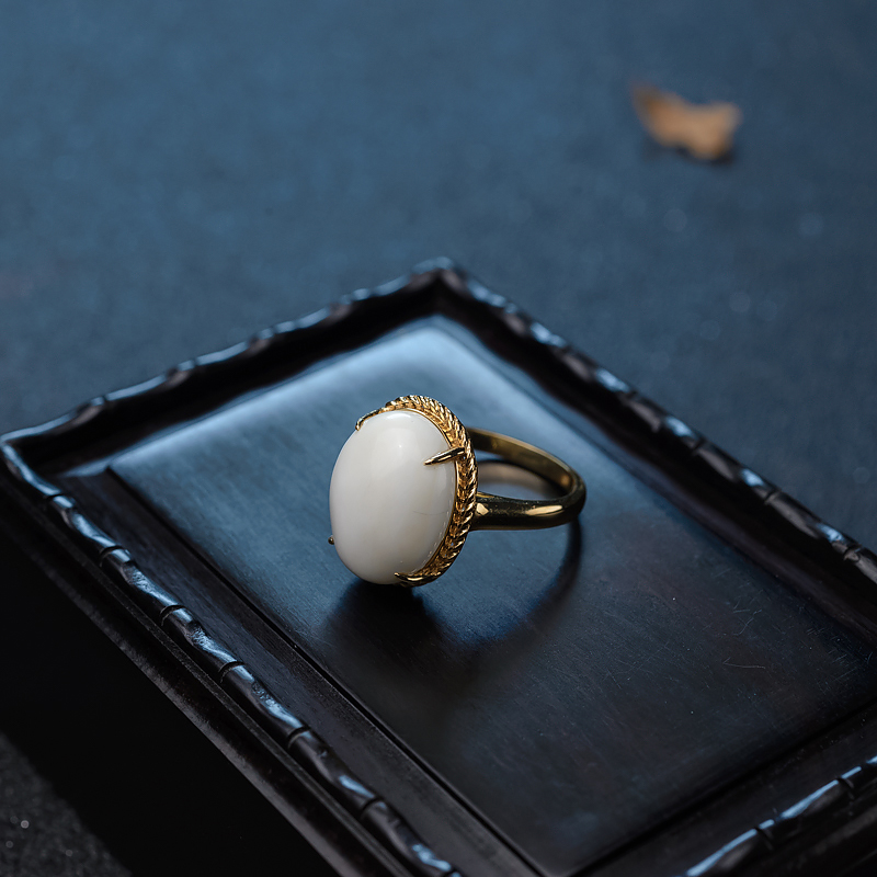 金镶瓷白白蜜戒指-红掌柜