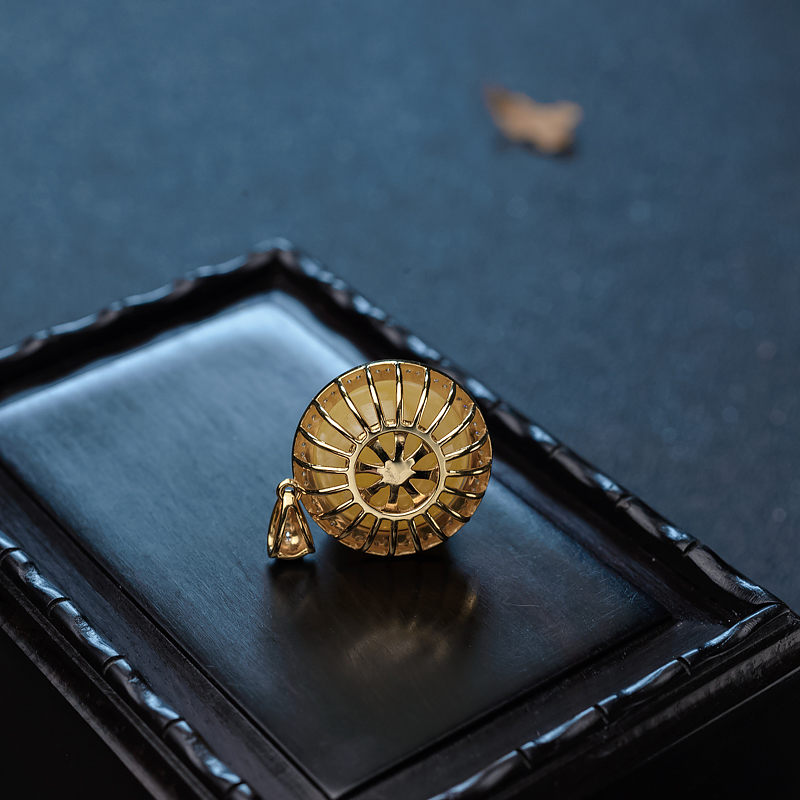 天然白花蜜蜡吊坠-红掌柜