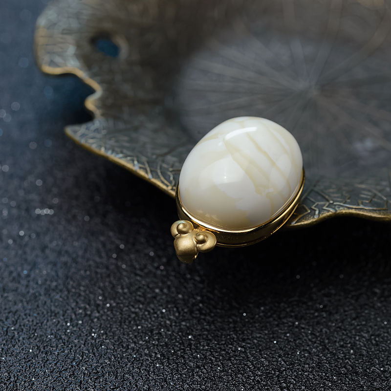 波罗的海瓷白白蜜吊坠-红掌柜