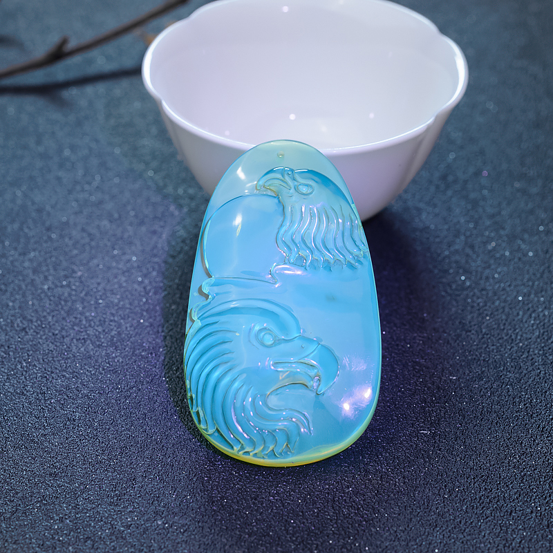 天然墨西哥蓝珀鹰吊坠-红掌柜
