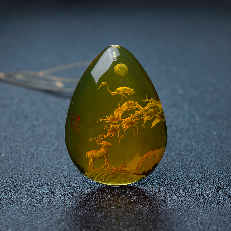 蓝珀吊坠-红掌柜