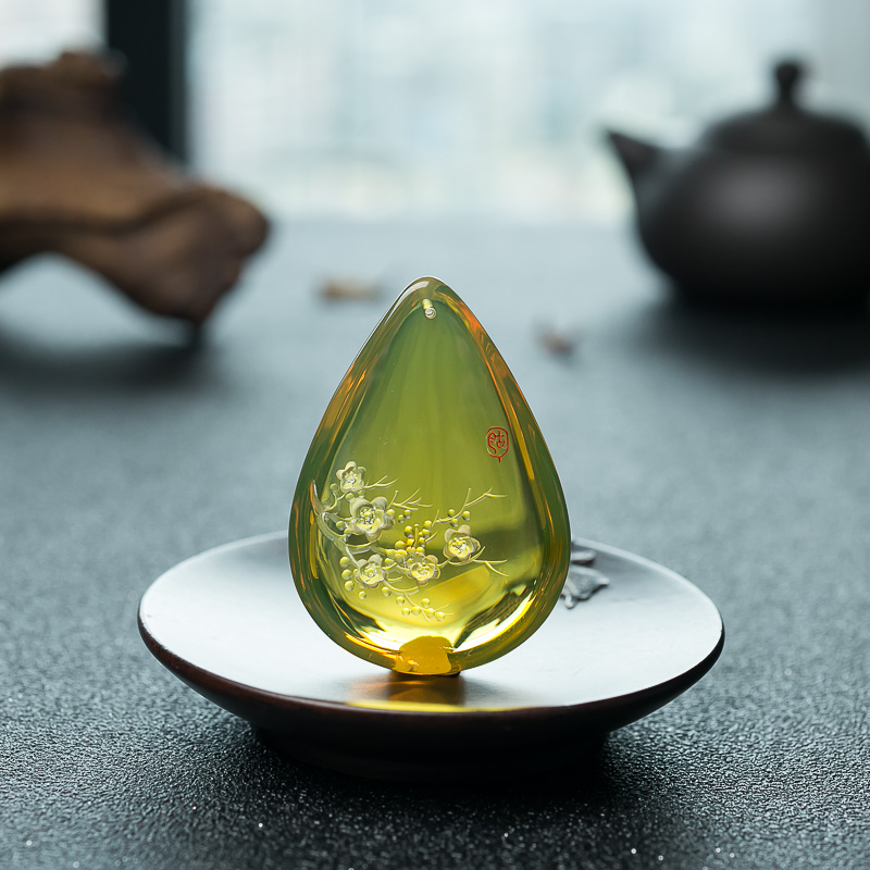 蓝珀梅花吊坠-红掌柜