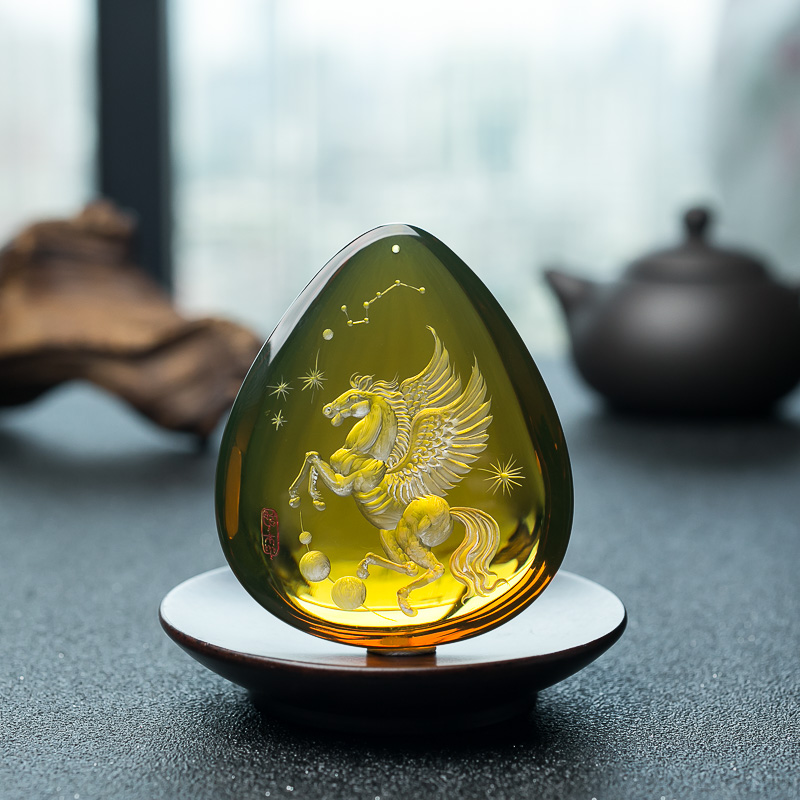 天然蓝珀天马行空吊坠-红掌柜