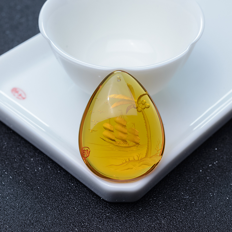 蓝珀一帆风顺吊坠-红掌柜