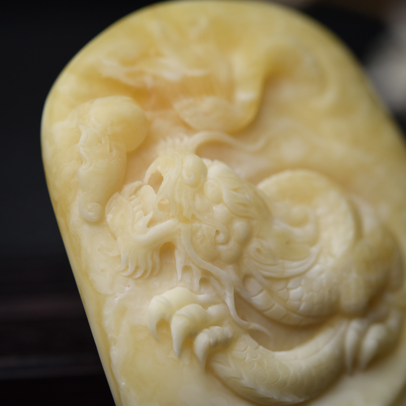 天然白蜜龙挂坠-红掌柜