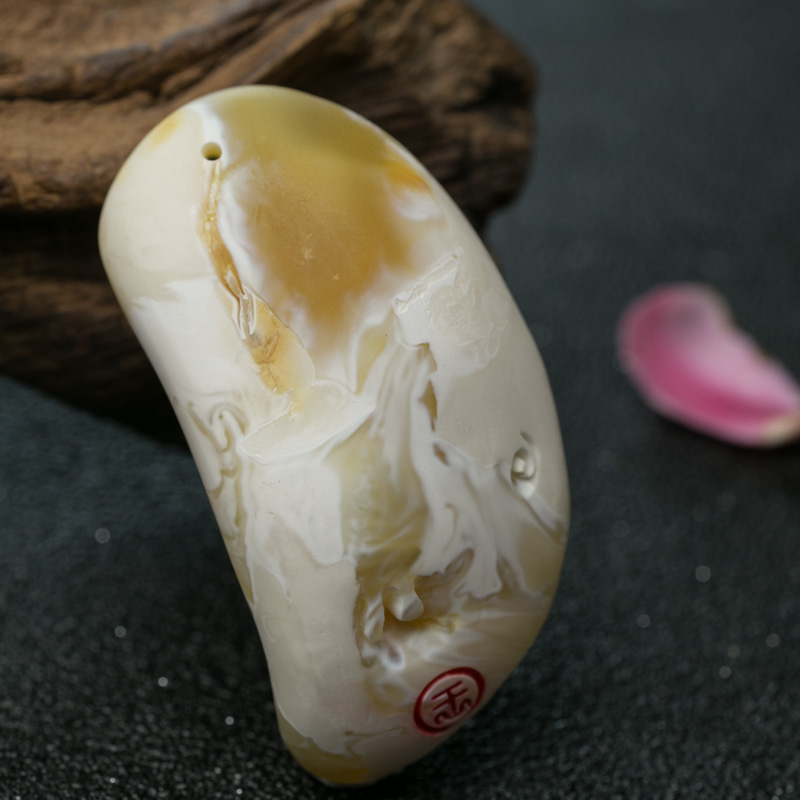 白花蜜蜡观音挂坠-红掌柜