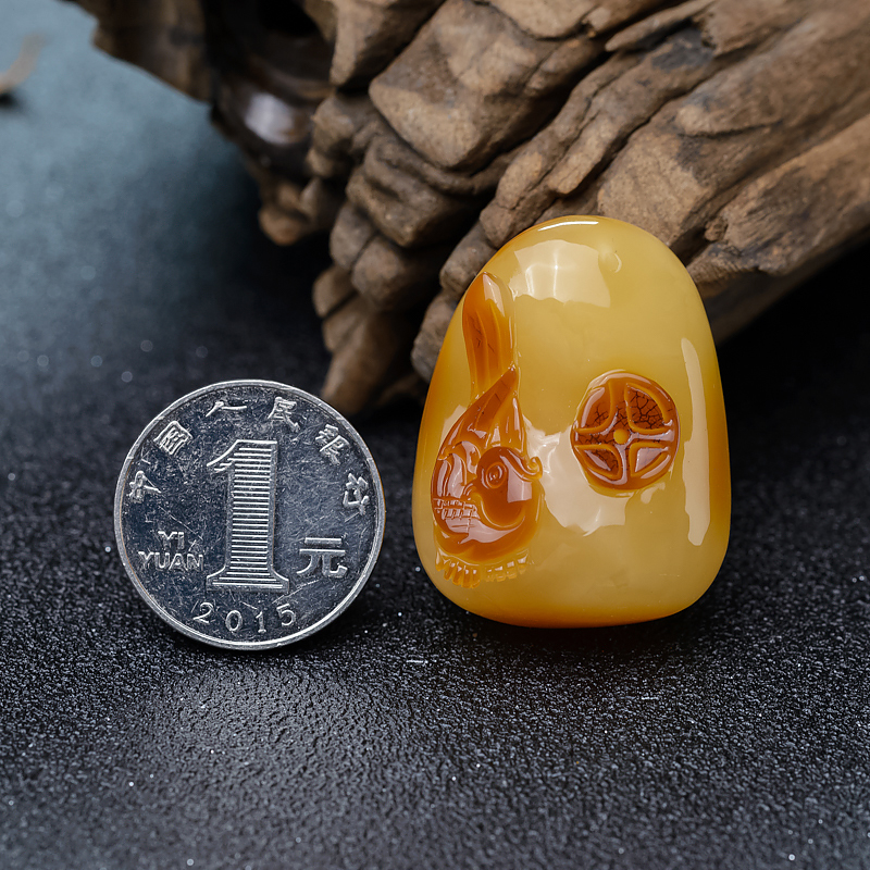 带皮蜜蜡喜在眼前吊坠-红掌柜