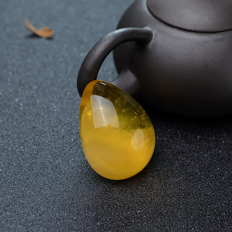 天然鸡油黄金绞蜜水滴吊坠-红掌柜