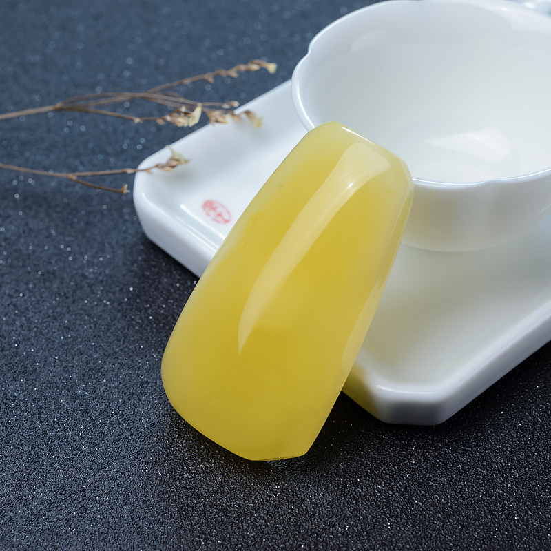 鸡油黄蜜蜡方牌吊坠-红掌柜