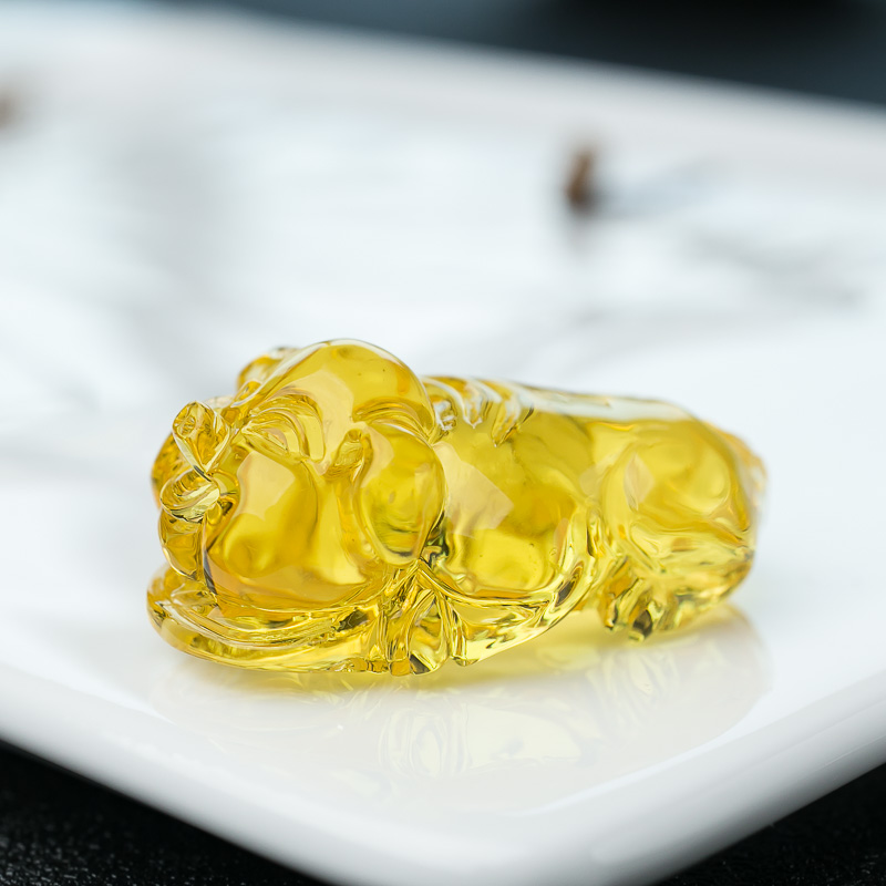 波罗的海金珀招财猪吊坠-红掌柜