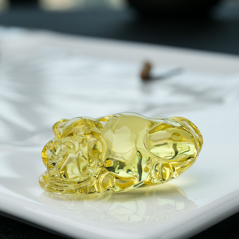 波罗的海金珀招财猪吊坠-红掌柜