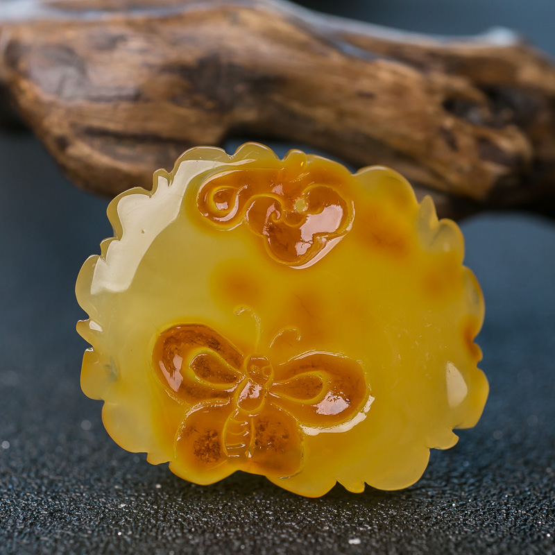 波罗的海蜜蜡花吊坠-红掌柜