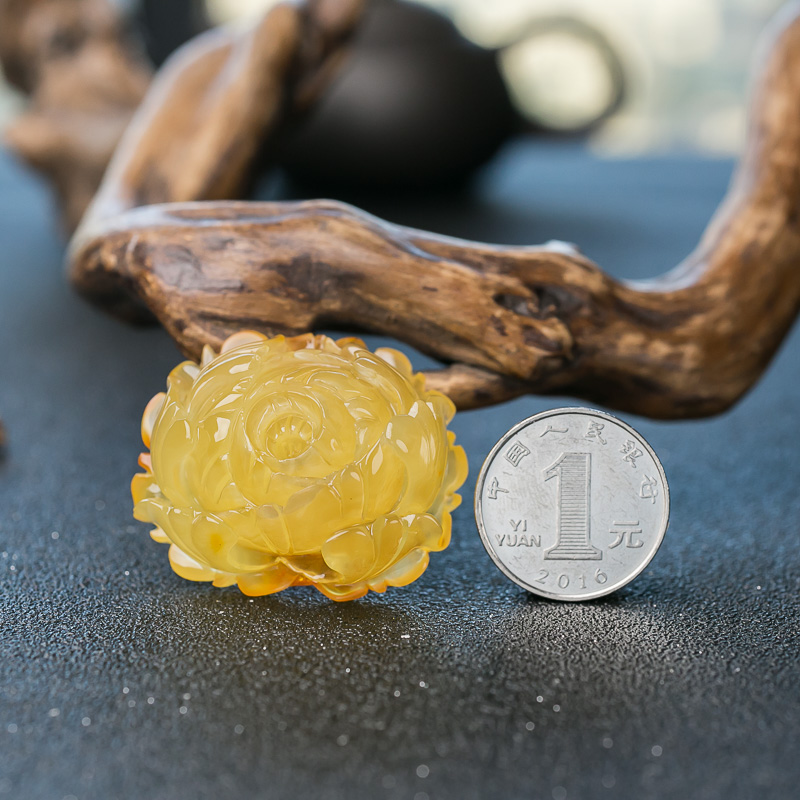 波罗的海天然蜜蜡花吊坠-红掌柜