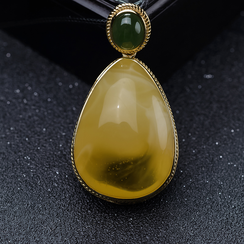 蜜蜡水滴吊坠-红掌柜